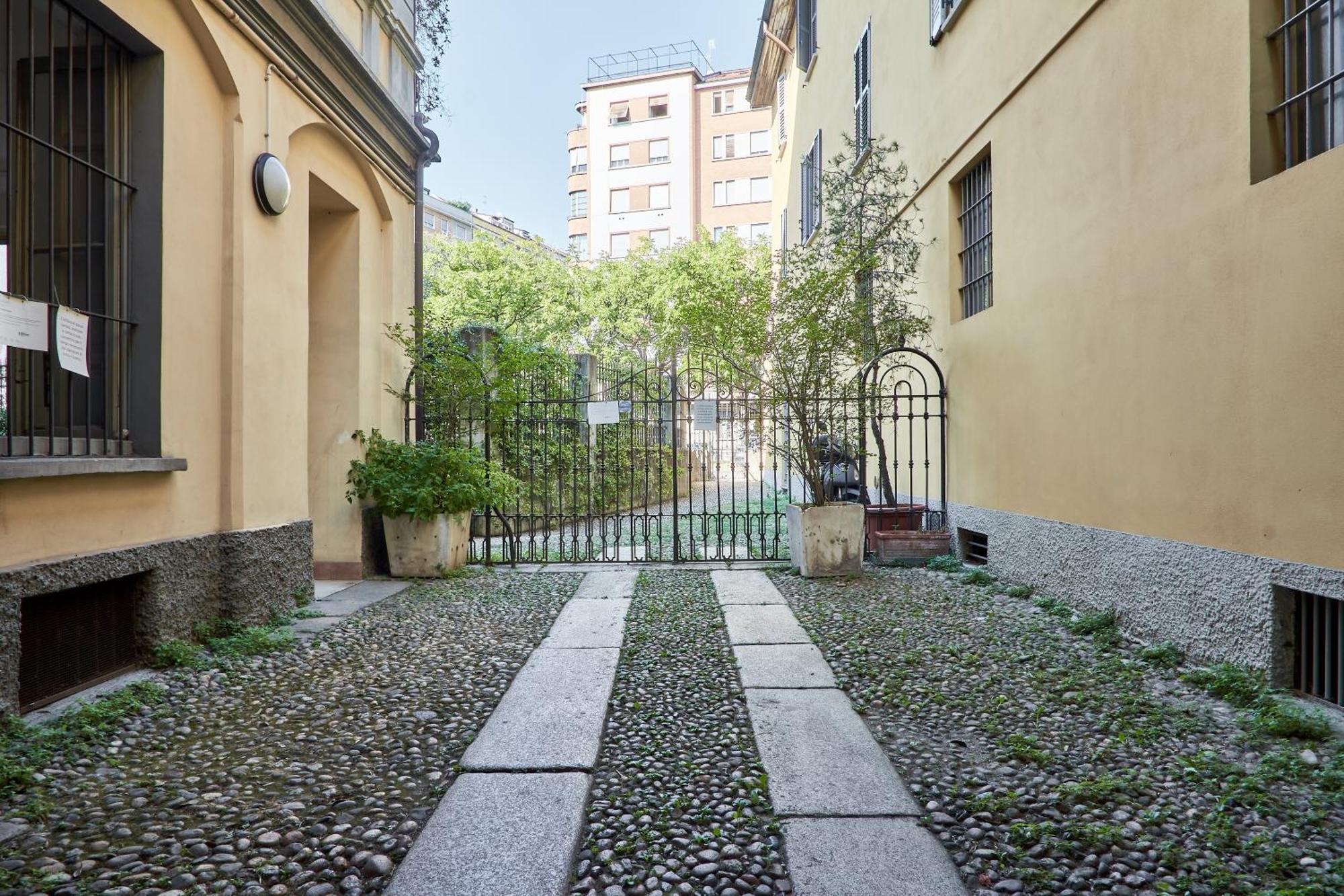 Easylife - Comfort E Relax In Porta Venezia Milan Exterior photo